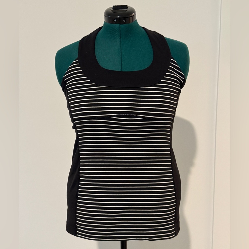 Lululemon Striped Yoga Tank Mesh Racerback Built In Bra Black & White (Est 6)